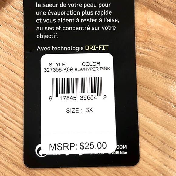 👀 Super cute 🌺 Girl's Nike Short, Size: 6X youth Girls, black, hot pink, new - Picture 4 of 4
